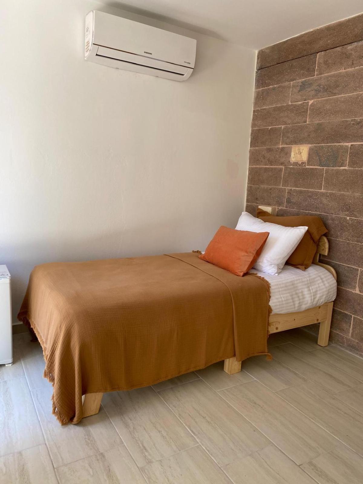 Monk Island Hotell Izmir Exteriör bild