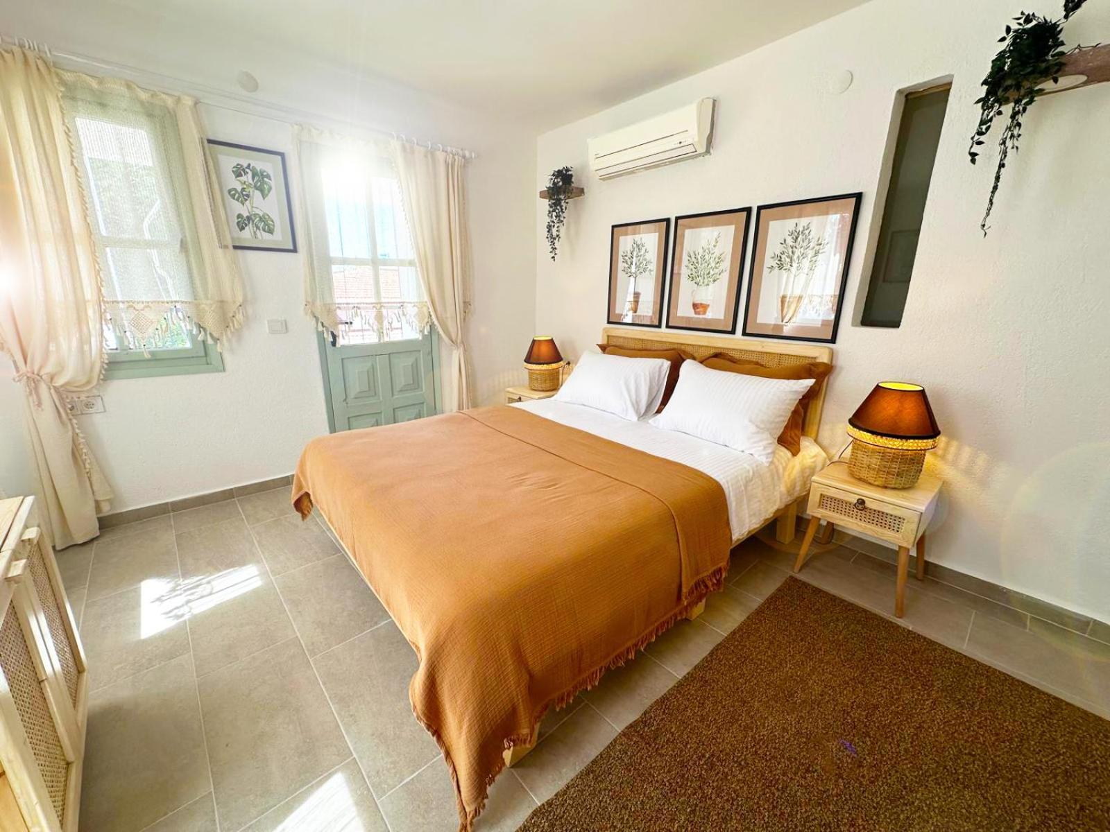 Monk Island Hotell Izmir Exteriör bild