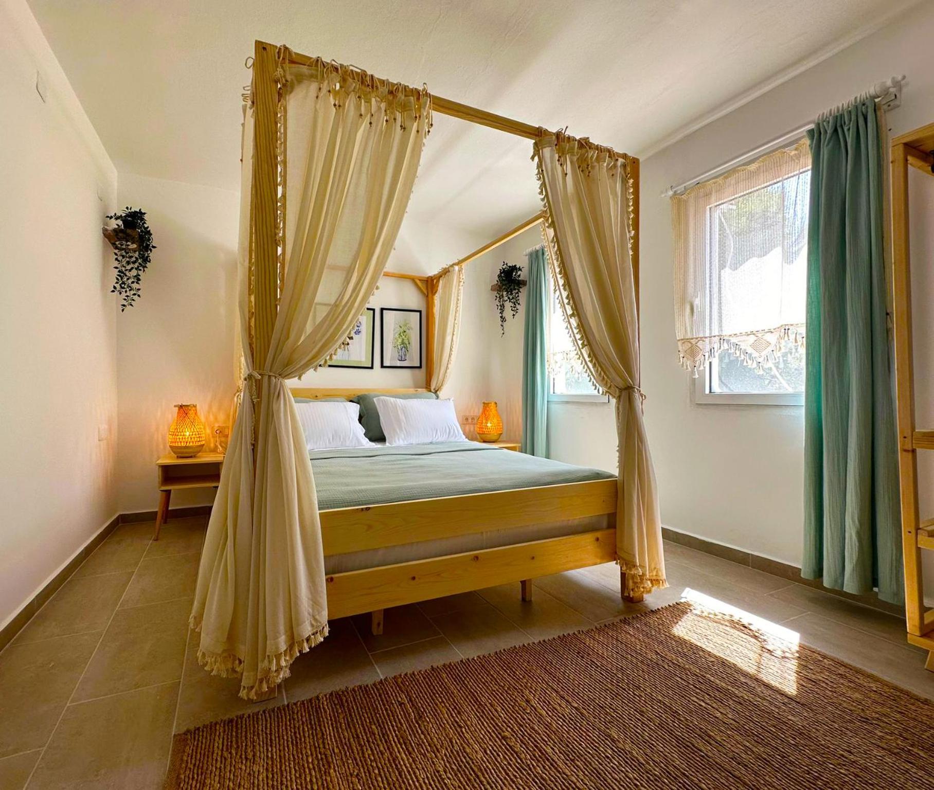 Monk Island Hotell Izmir Exteriör bild